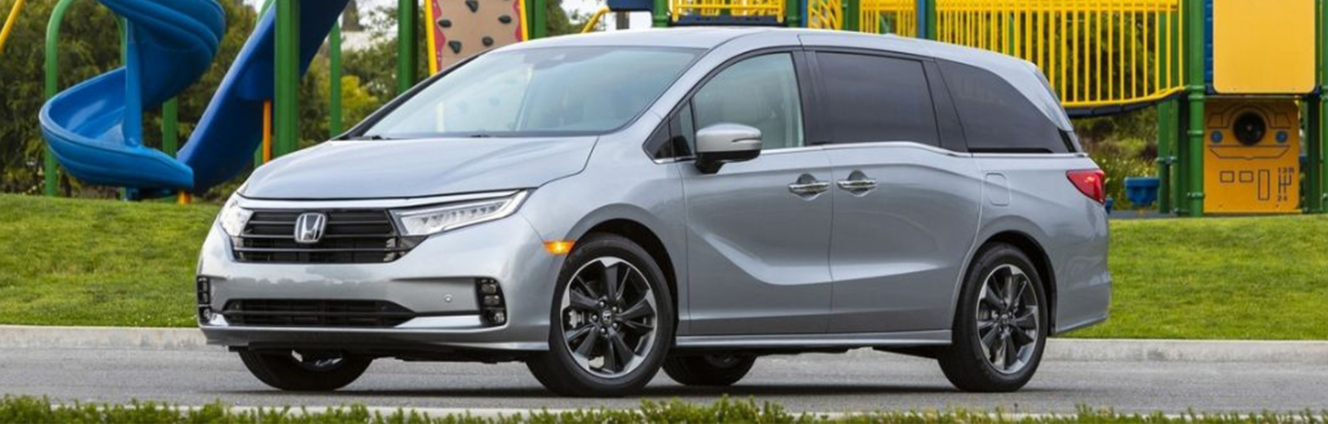 See the 2022 Honda Odyssey in Countryside, IL | Features Review